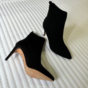 XOXO Black Healed Booties - Size 6.5